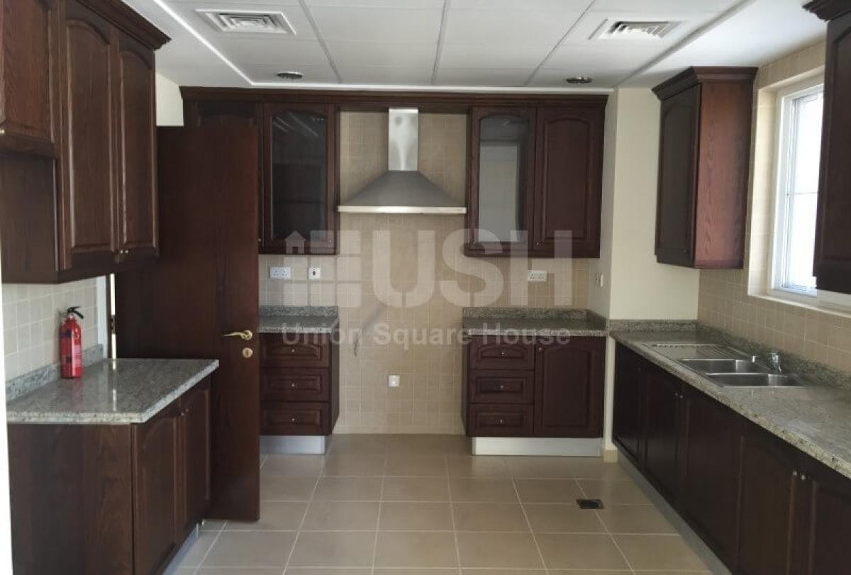 Picture of Villa For Sale in Umm Al Quwain Marina, Umm Al Quwain, United Arab Emirates