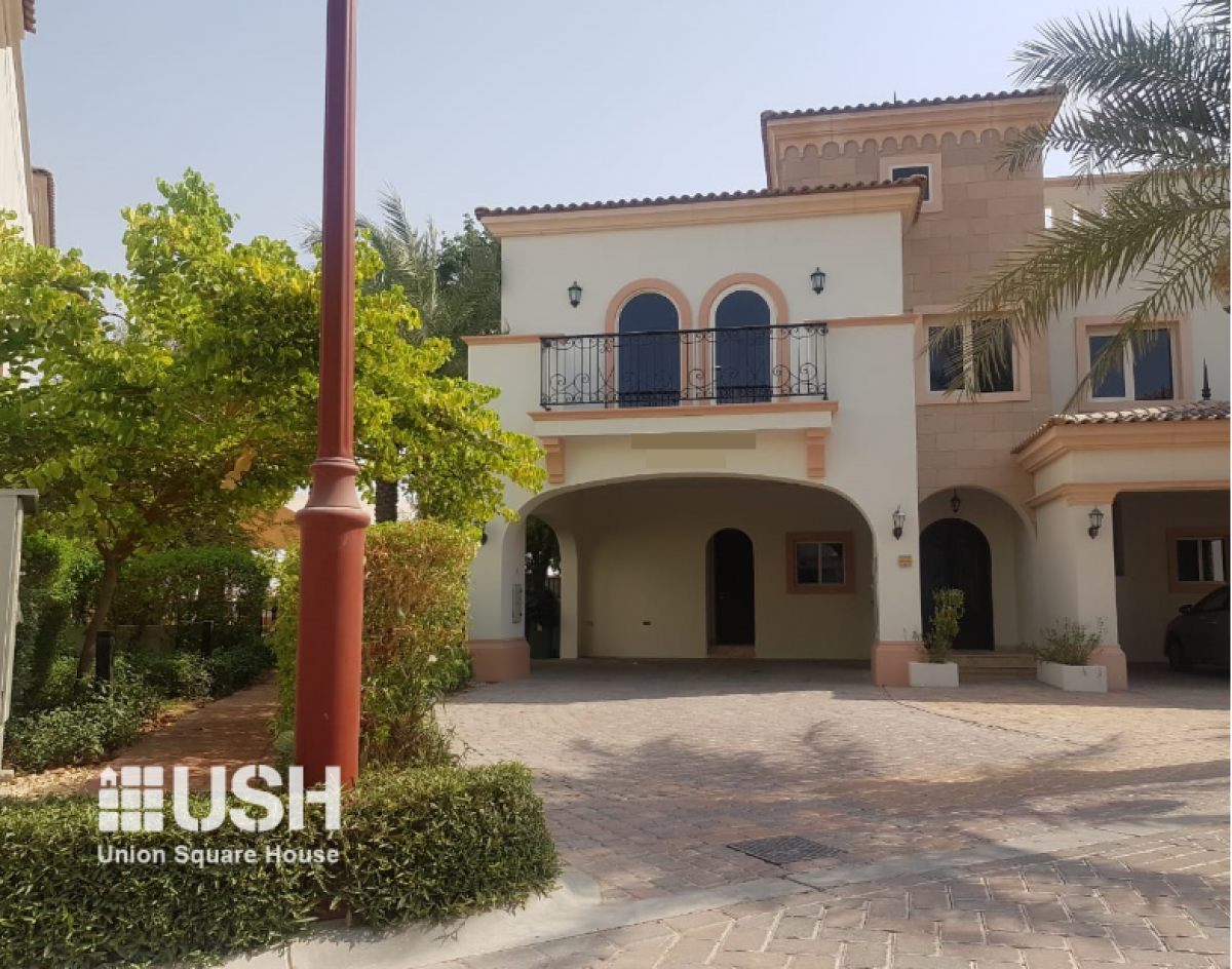Picture of Home For Sale in Jumeirah Golf Estates, Dubai, United Arab Emirates