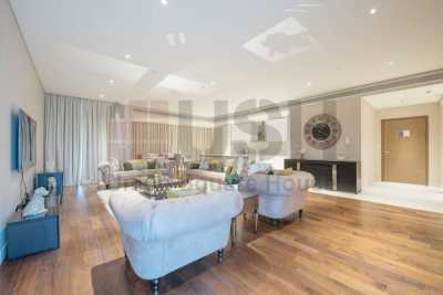 Apartment For Sale in City Walk, United Arab Emirates