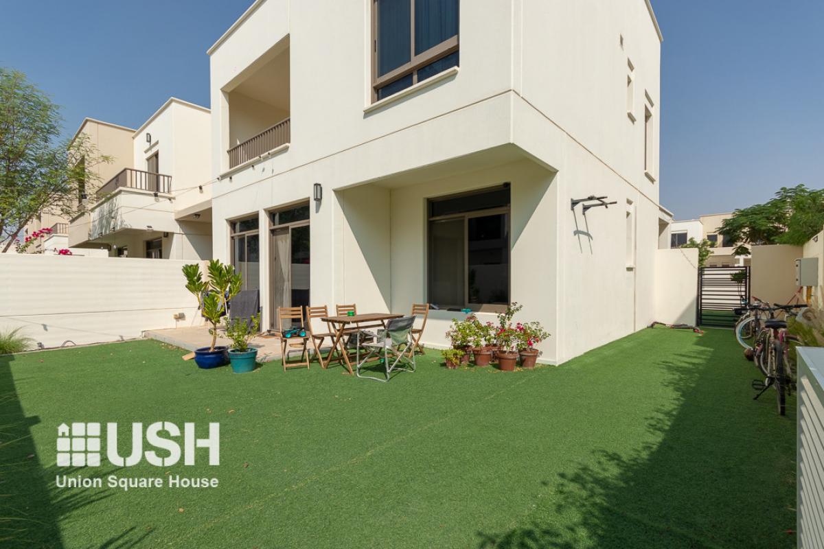 Picture of Home For Sale in Town Square, Dubai, United Arab Emirates