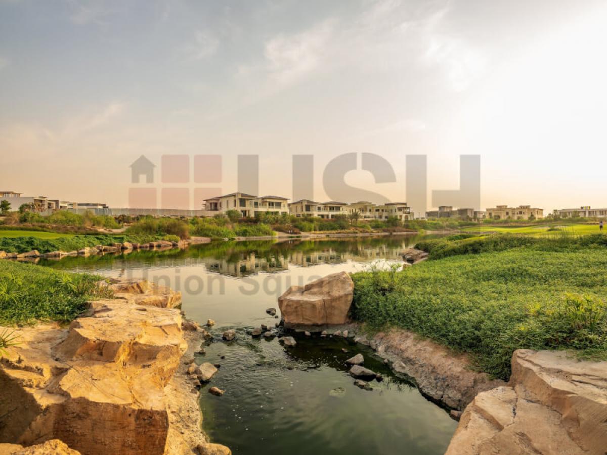 Picture of Residential Lots For Sale in Dubai Hills Estate, Dubai, United Arab Emirates