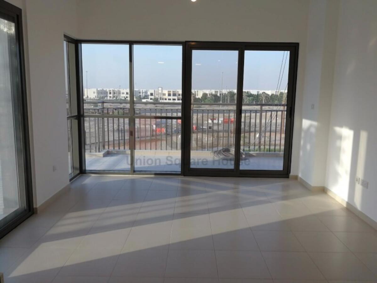 Picture of Apartment For Rent in Town Square, Dubai, United Arab Emirates