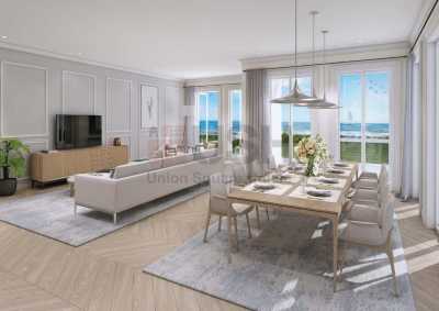 Villa For Sale in Jumeirah, United Arab Emirates