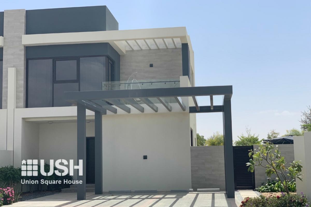 Picture of Home For Sale in Damac Hills (Akoya By Damac), Dubai, United Arab Emirates