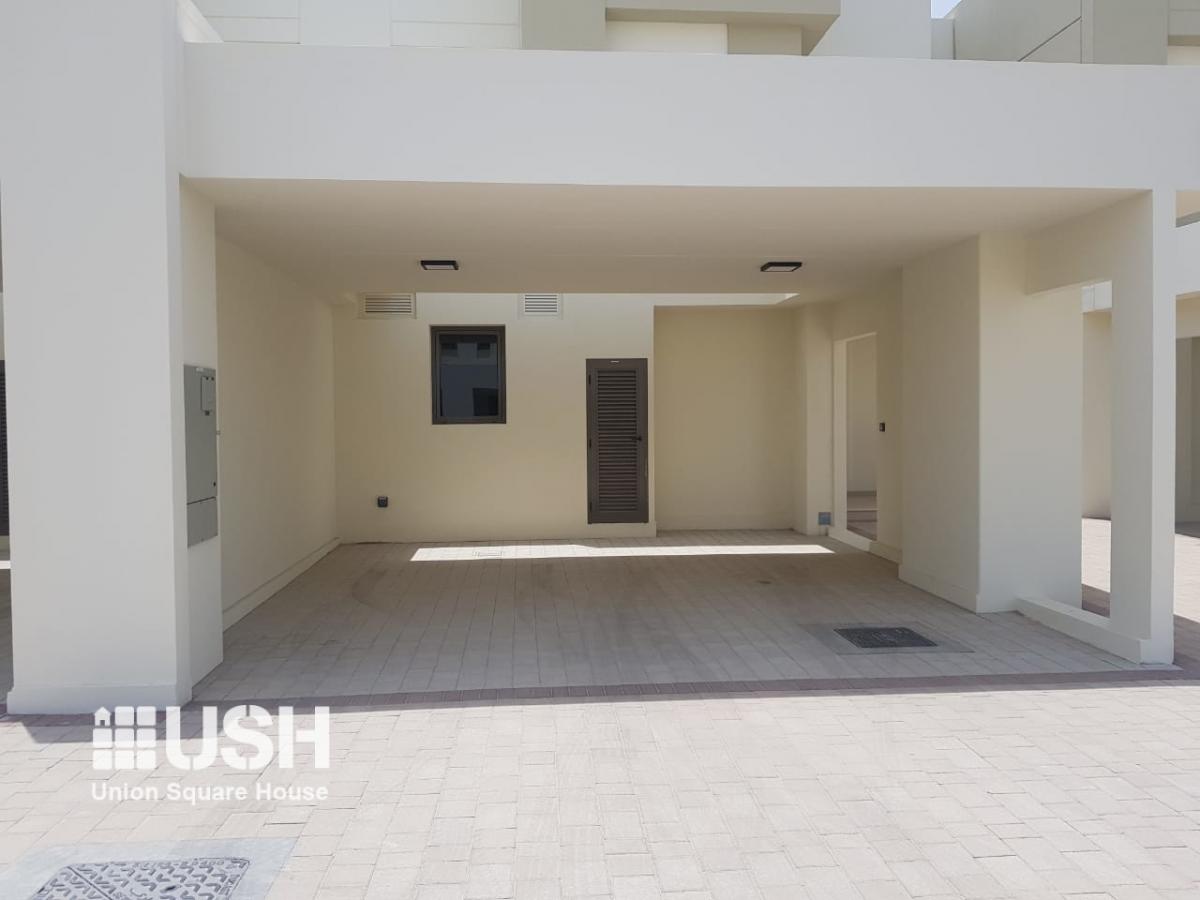 Picture of Home For Sale in Town Square, Dubai, United Arab Emirates