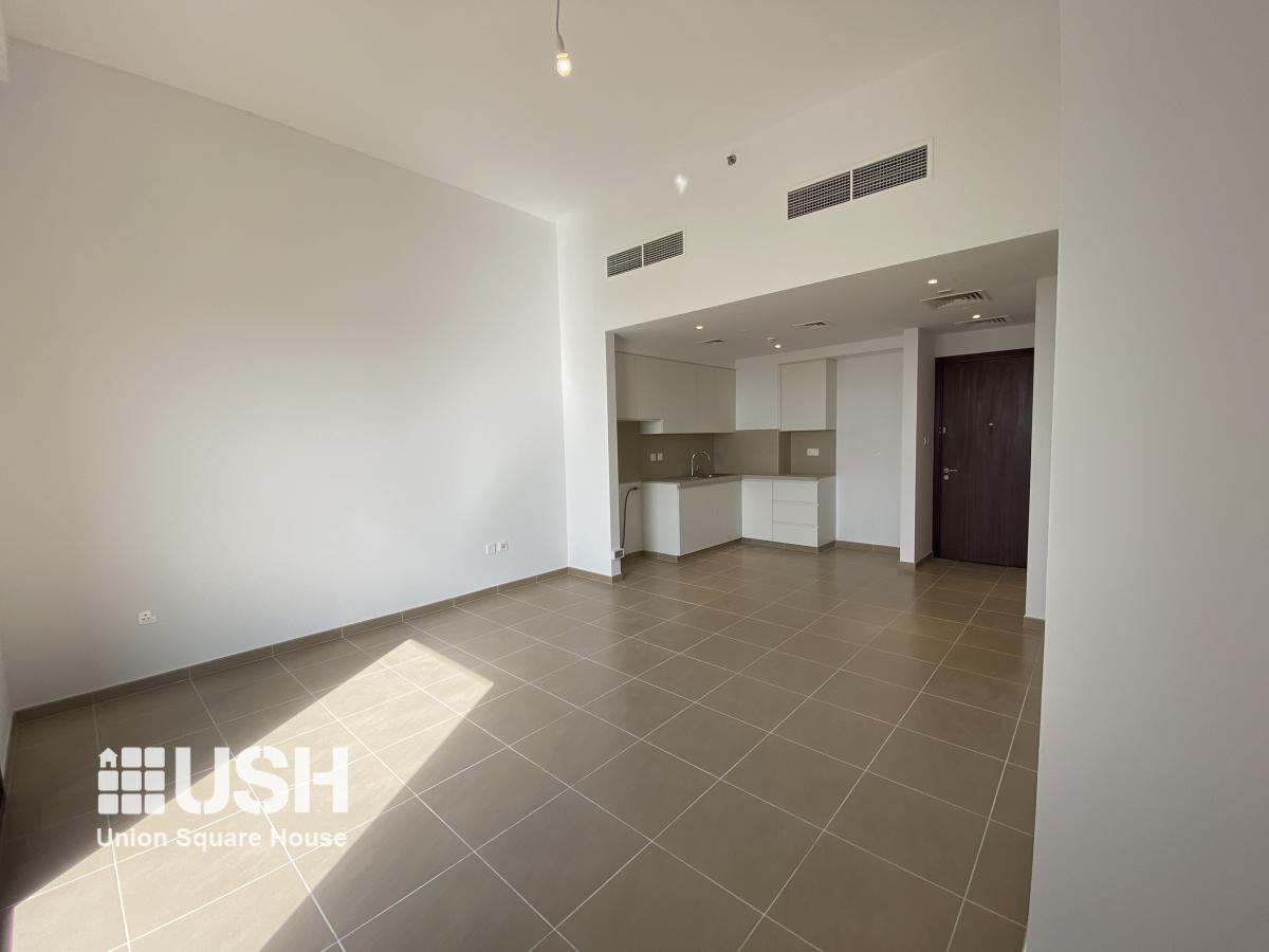 Picture of Apartment For Rent in Town Square, Dubai, United Arab Emirates