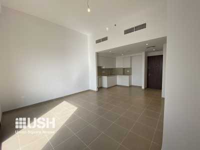 Apartment For Rent in Town Square, United Arab Emirates