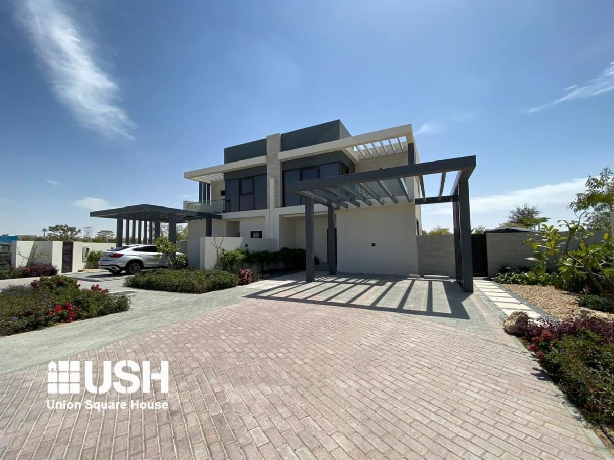 Picture of Home For Sale in Damac Hills (Akoya By Damac), Dubai, United Arab Emirates
