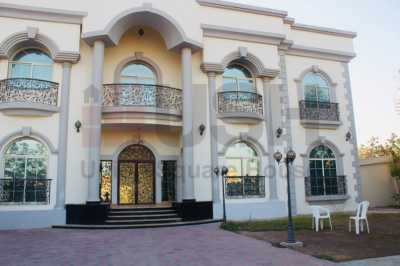 Villa For Rent in Umm Al Sheif, United Arab Emirates