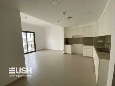 Apartment For Rent in Town Square, United Arab Emirates