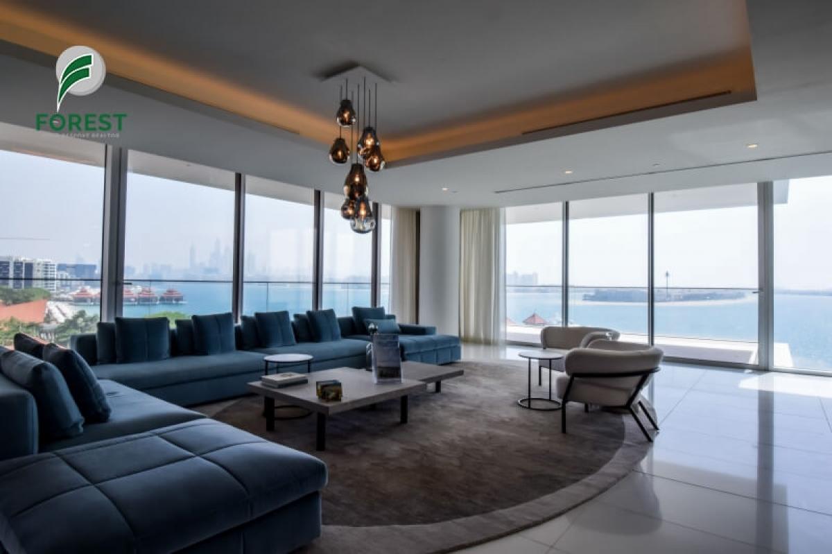 Picture of Home For Sale in The Palm Jumeirah, Dubai, United Arab Emirates