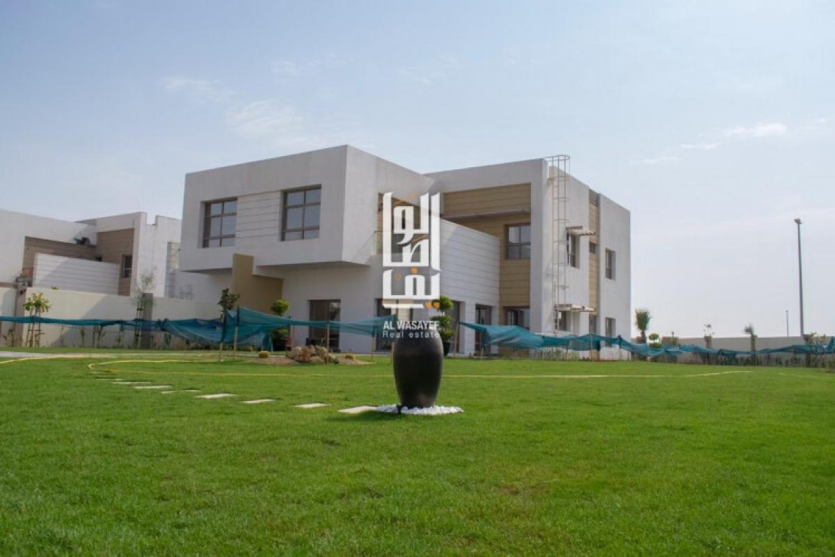 Picture of Villa For Sale in Sharjah Garden City, Sharjah, United Arab Emirates