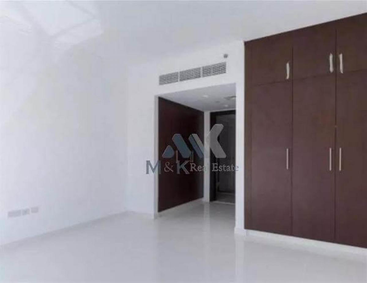 Picture of Apartment For Rent in Al Karama, Dubai, United Arab Emirates