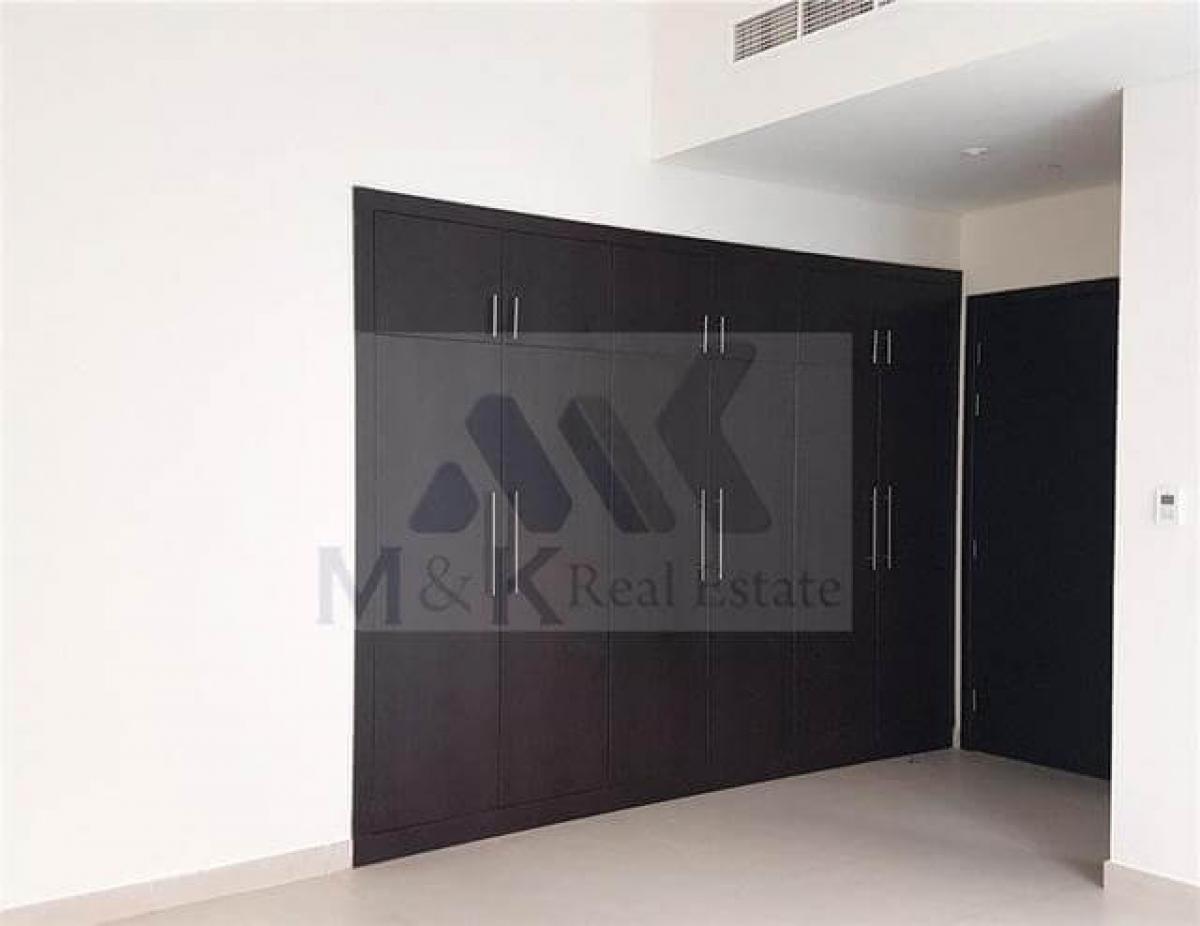 Picture of Apartment For Rent in Al Karama, Dubai, United Arab Emirates