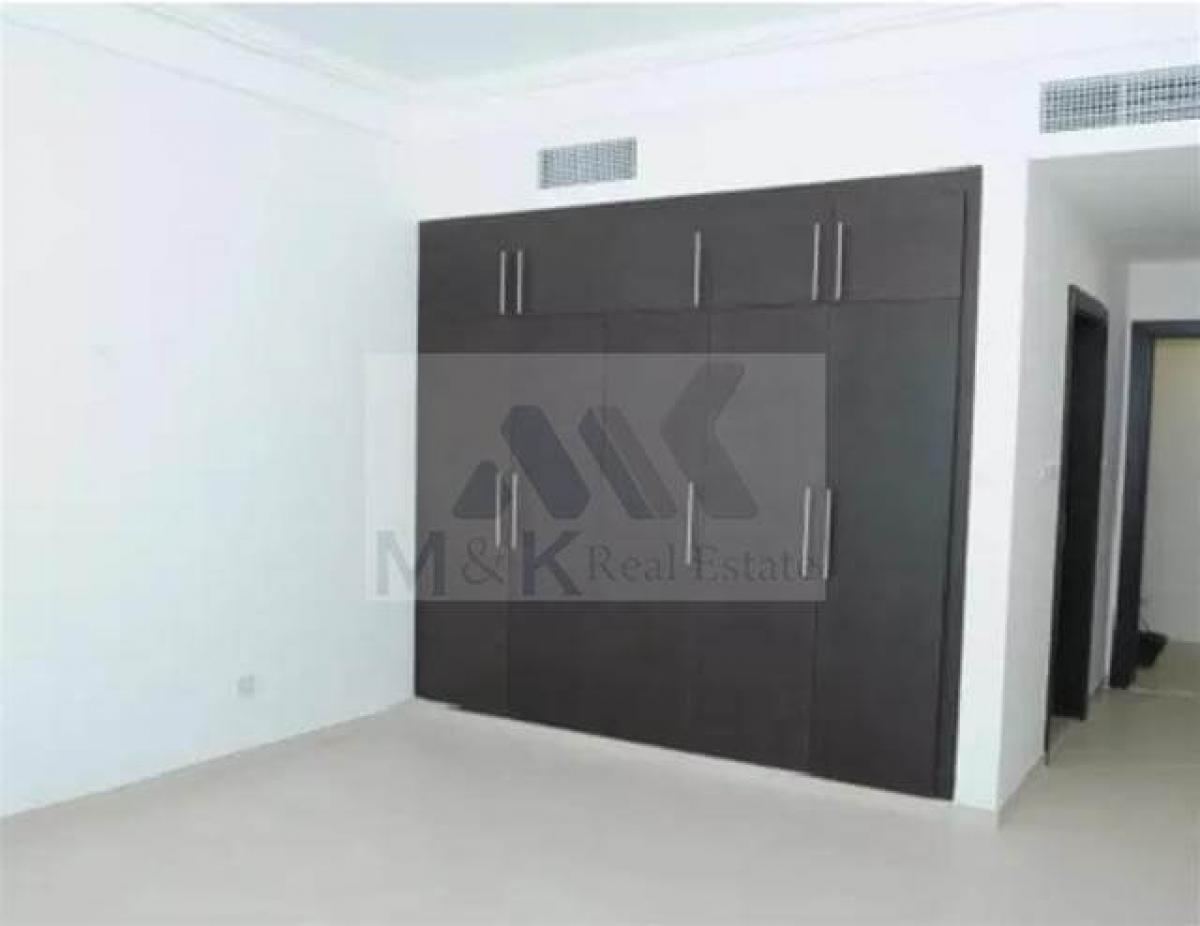 Picture of Apartment For Rent in Al Karama, Dubai, United Arab Emirates