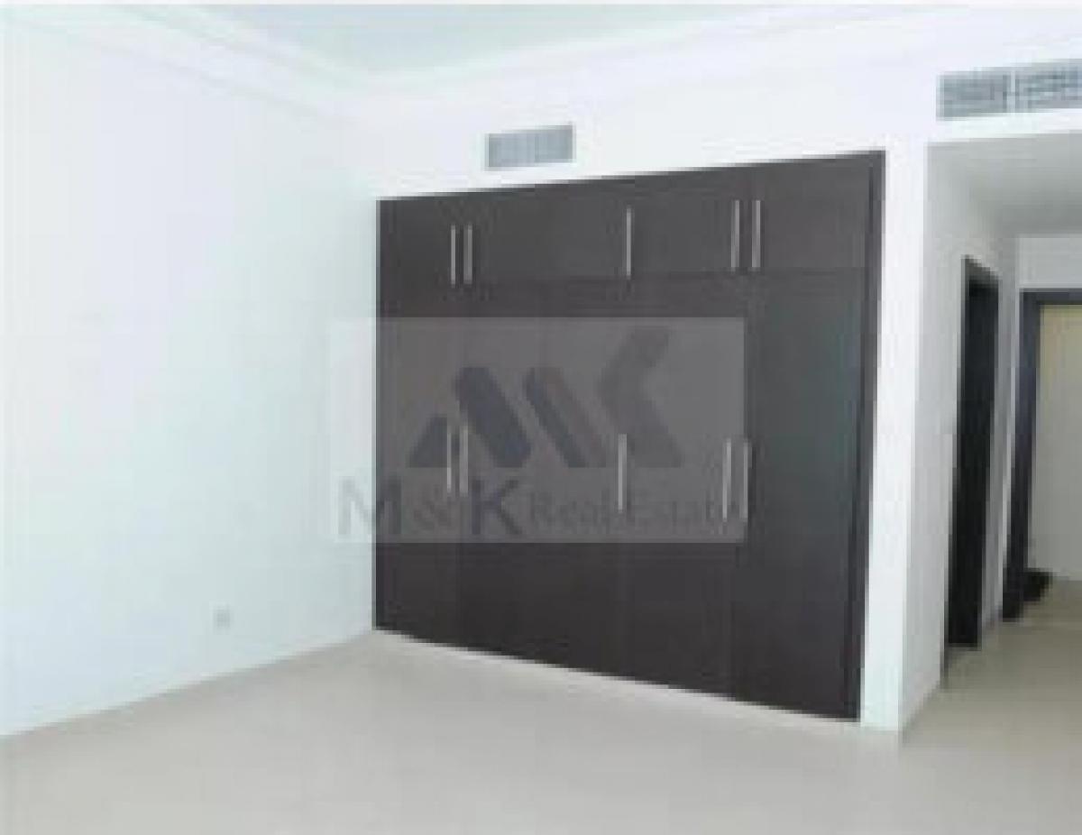 Picture of Apartment For Rent in Al Karama, Dubai, United Arab Emirates