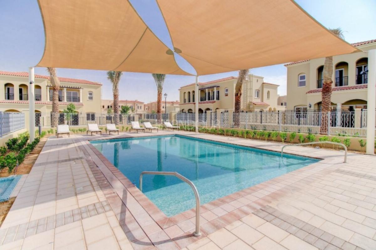Picture of Villa For Rent in Serena, Dubai, United Arab Emirates
