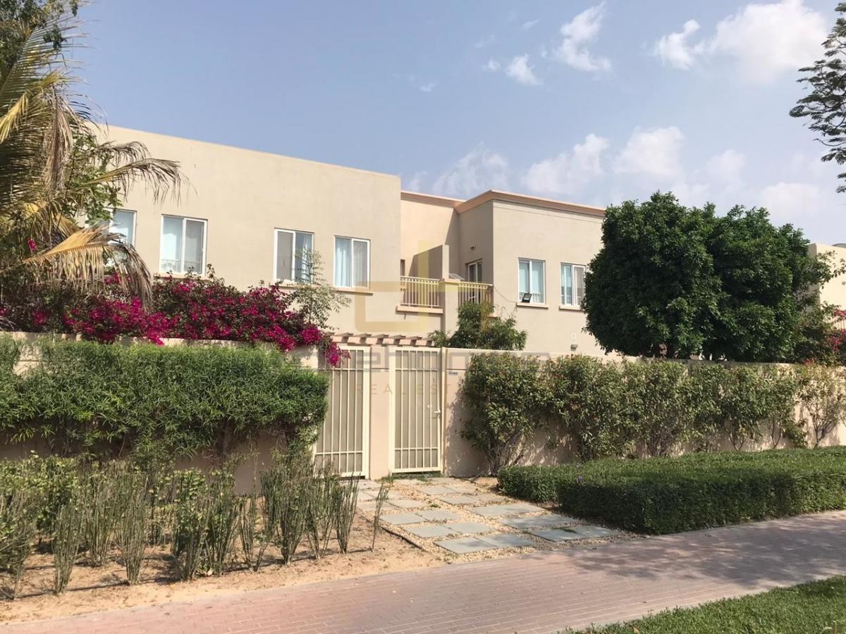 Picture of Villa For Sale in The Springs, Dubai, United Arab Emirates