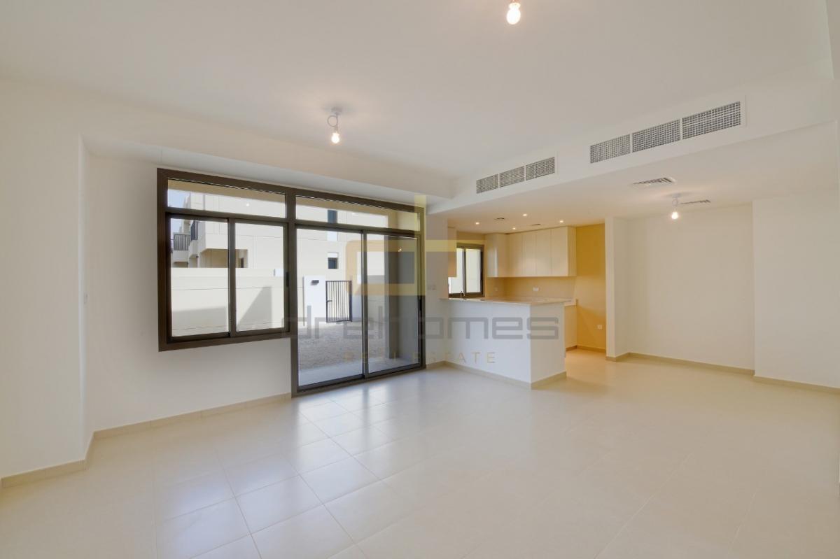 Picture of Home For Rent in Town Square, Dubai, United Arab Emirates