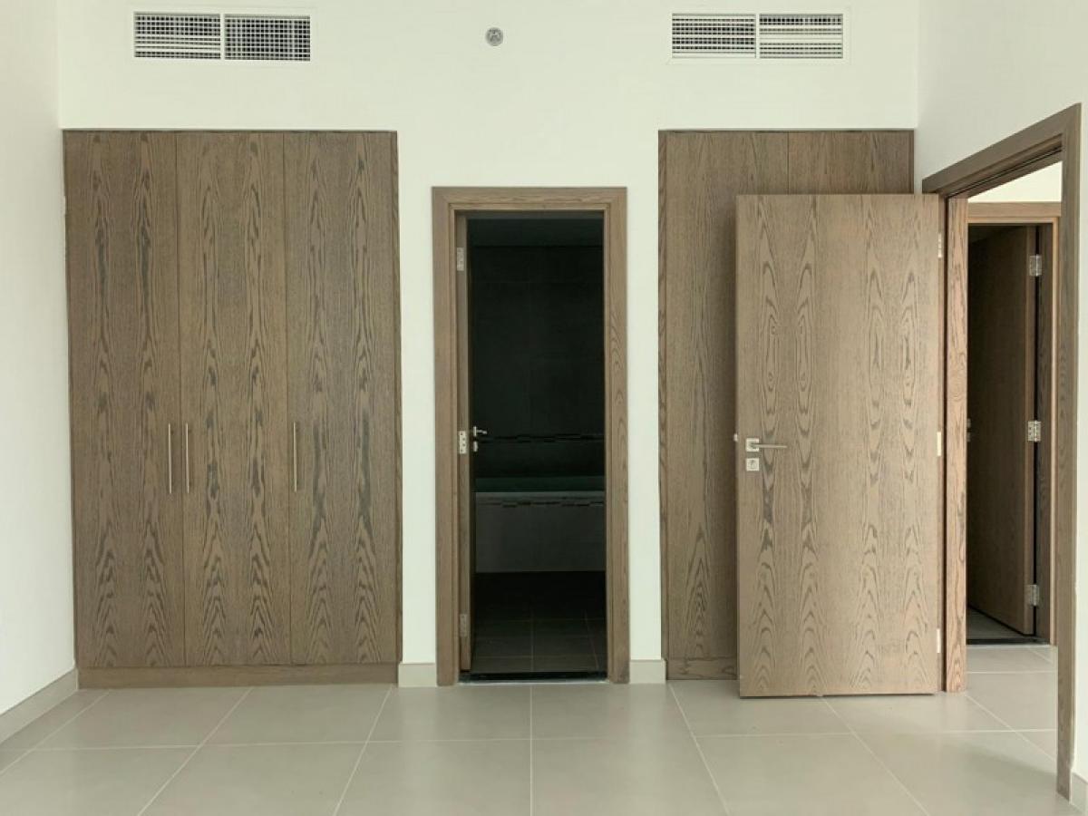 Picture of Apartment For Rent in Al Barsha, Dubai, United Arab Emirates