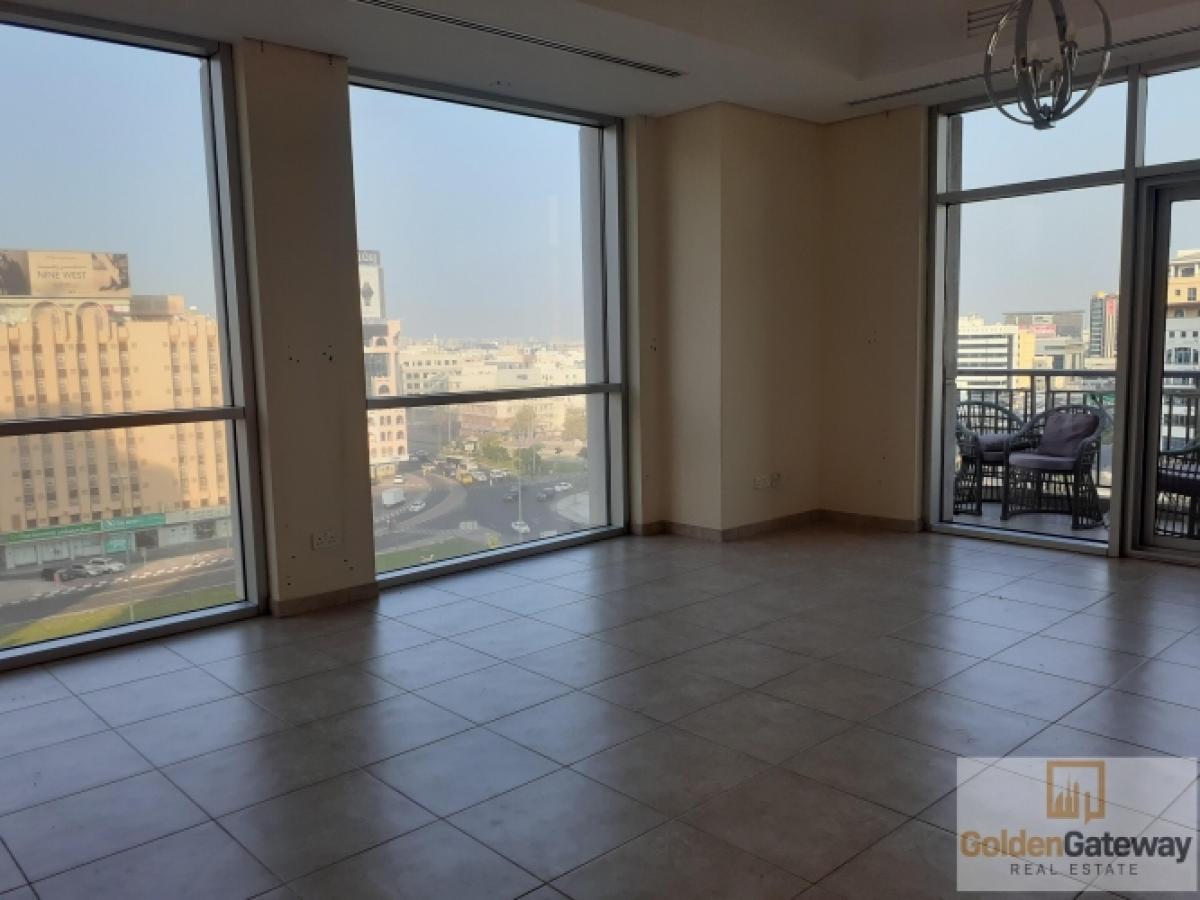 Picture of Apartment For Rent in Deira, Dubai, United Arab Emirates