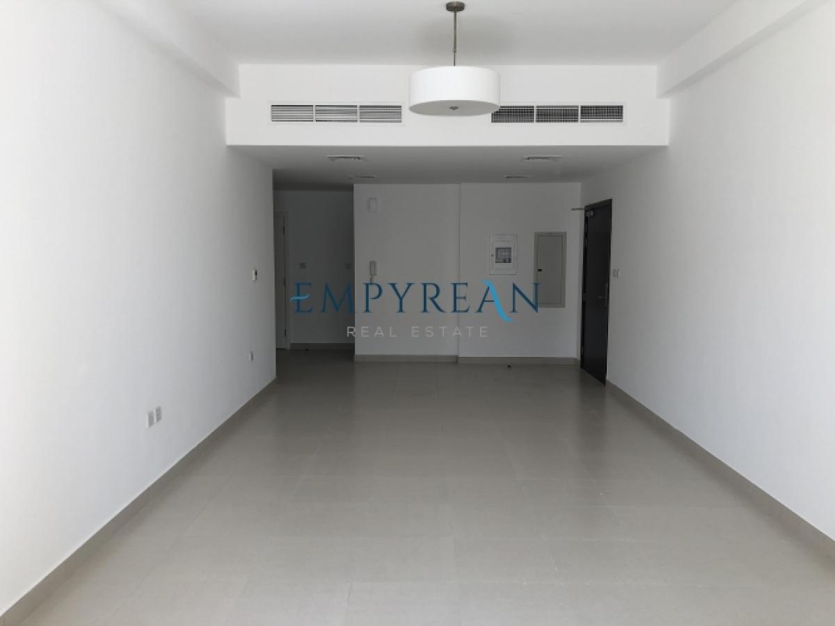 Picture of Apartment For Rent in Al Quoz, Dubai, United Arab Emirates