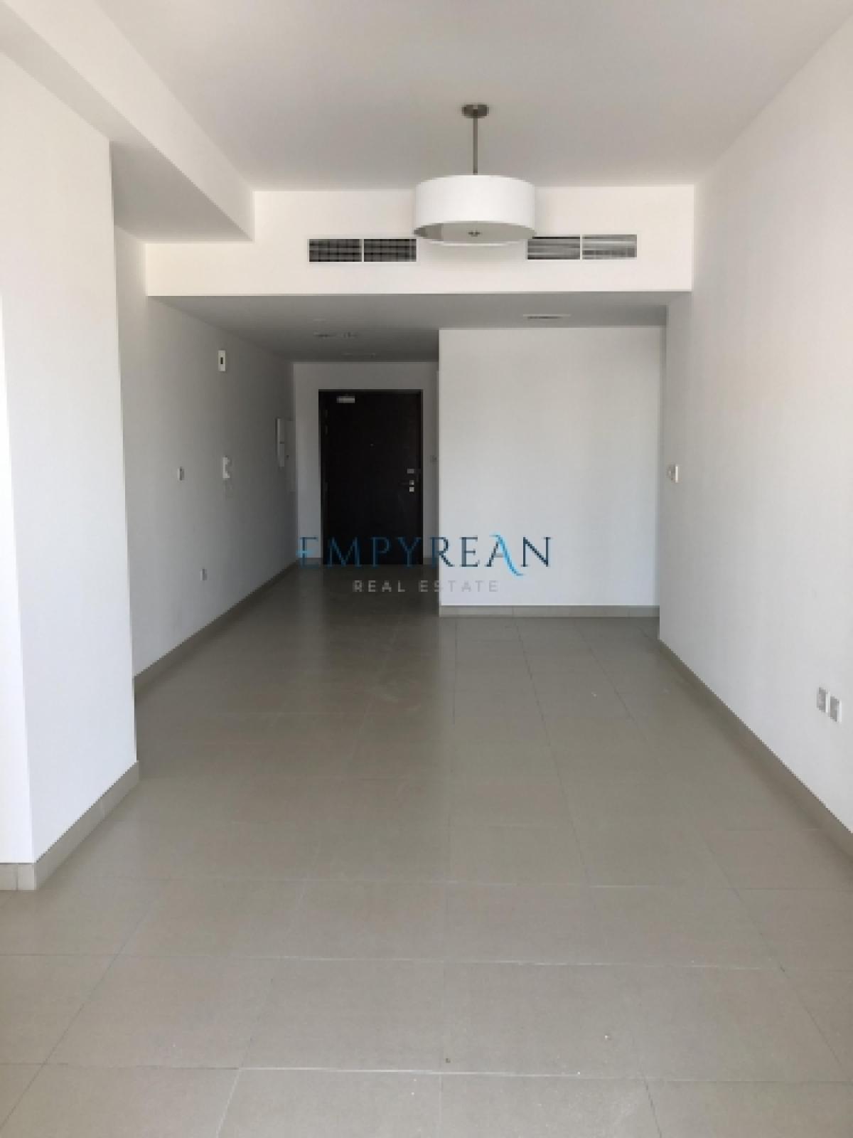 Picture of Apartment For Rent in Al Quoz, Dubai, United Arab Emirates