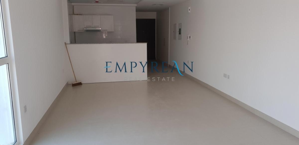 Picture of Apartment For Rent in Al Quoz, Dubai, United Arab Emirates