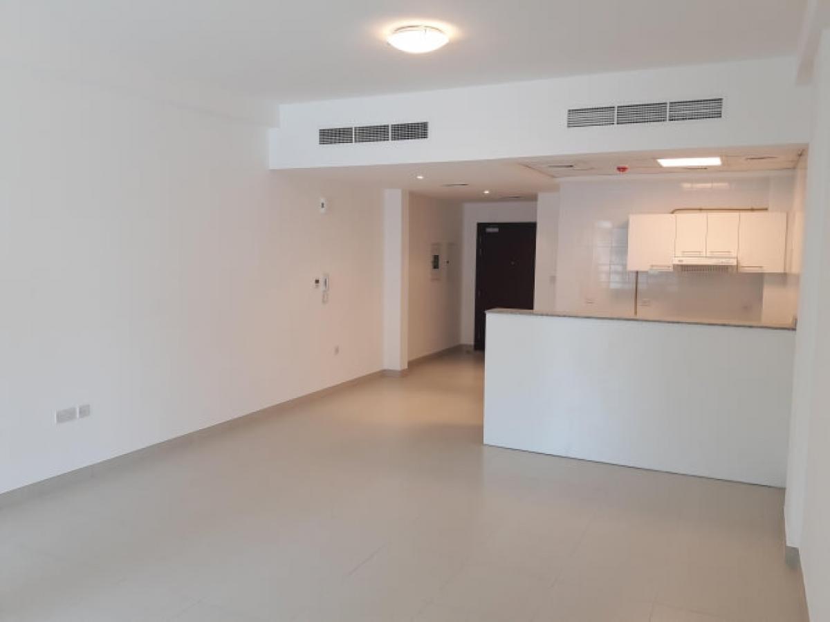 Picture of Apartment For Rent in Al Quoz, Dubai, United Arab Emirates