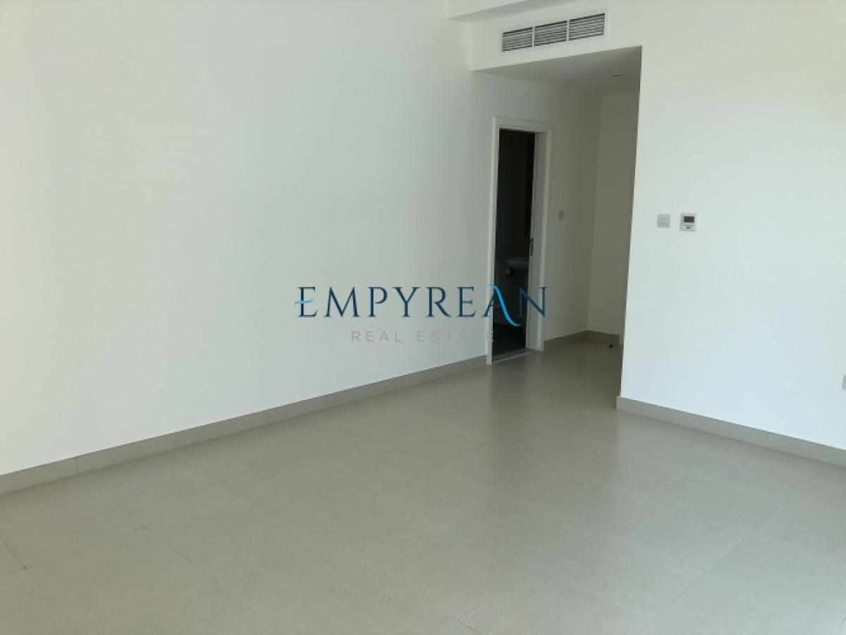 Picture of Apartment For Rent in Al Quoz, Dubai, United Arab Emirates