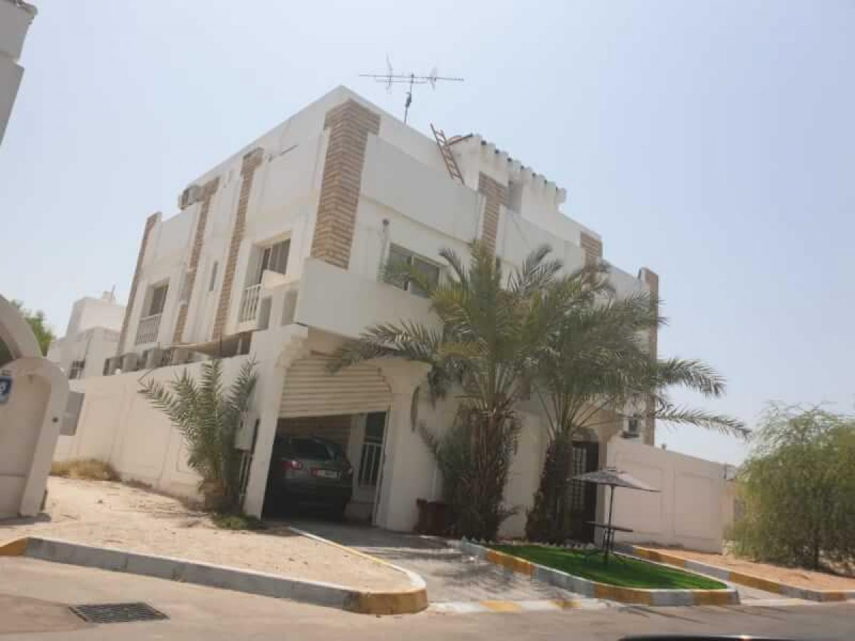 Picture of Villa For Rent in Muroor Area, Abu Dhabi, United Arab Emirates