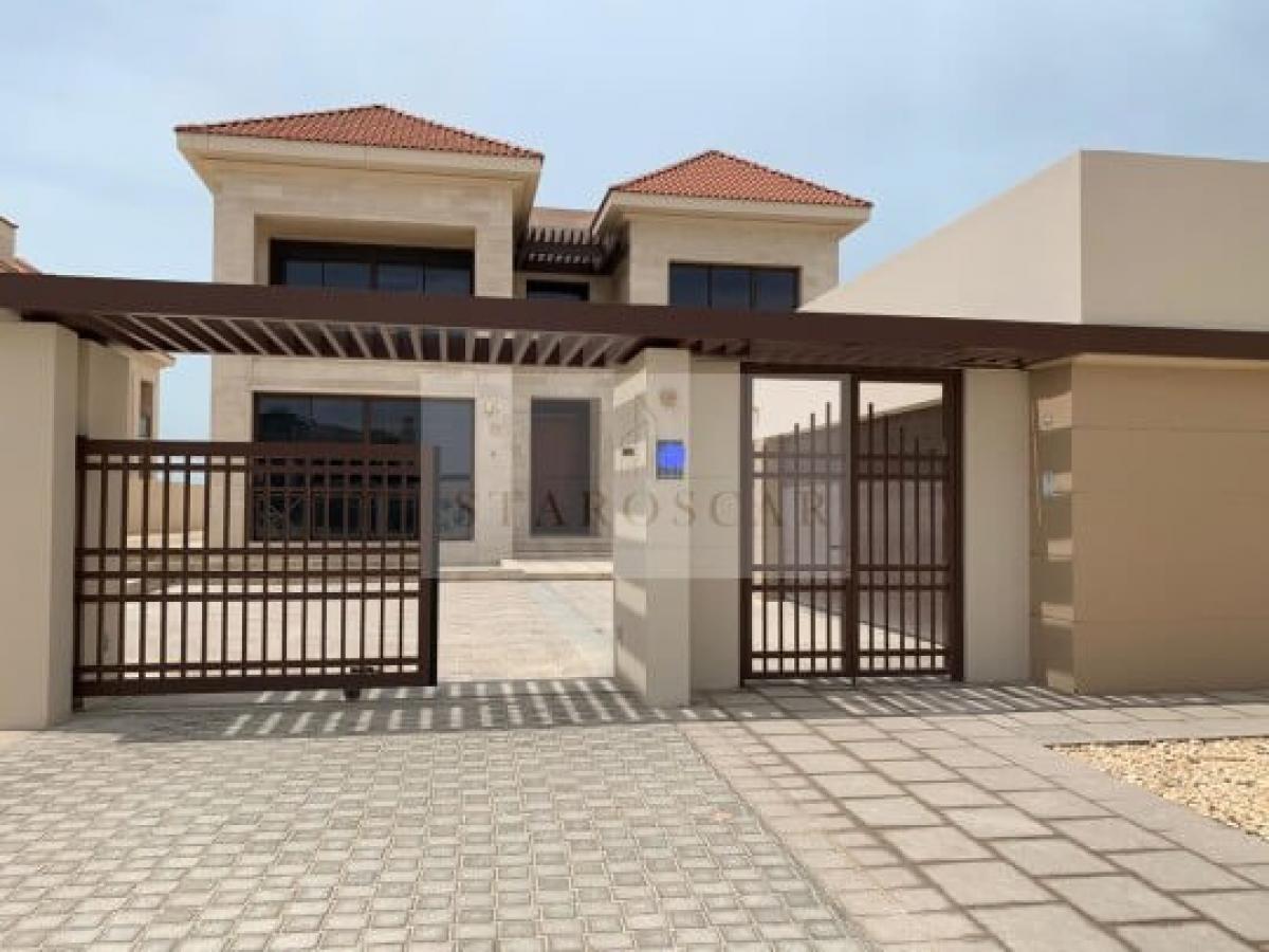 Picture of Villa For Sale in Saadiyat Island, Abu Dhabi, United Arab Emirates