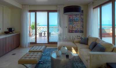 Villa For Sale in The Palm Jumeirah, United Arab Emirates