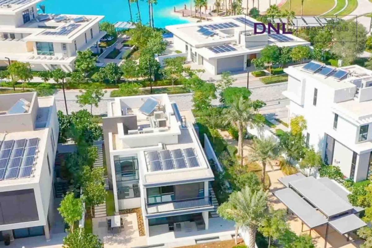 Picture of Villa For Sale in Tilal Al Ghaf, Dubai, United Arab Emirates