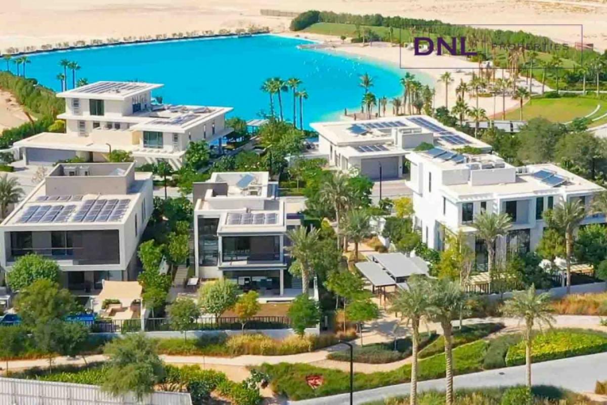 Picture of Villa For Sale in Tilal Al Ghaf, Dubai, United Arab Emirates
