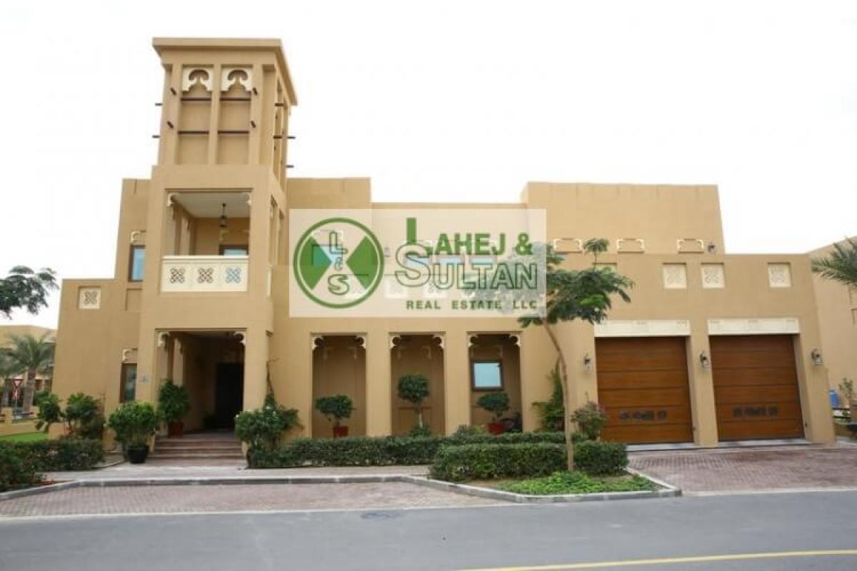 Picture of Villa For Sale in Al Furjan, Dubai, United Arab Emirates