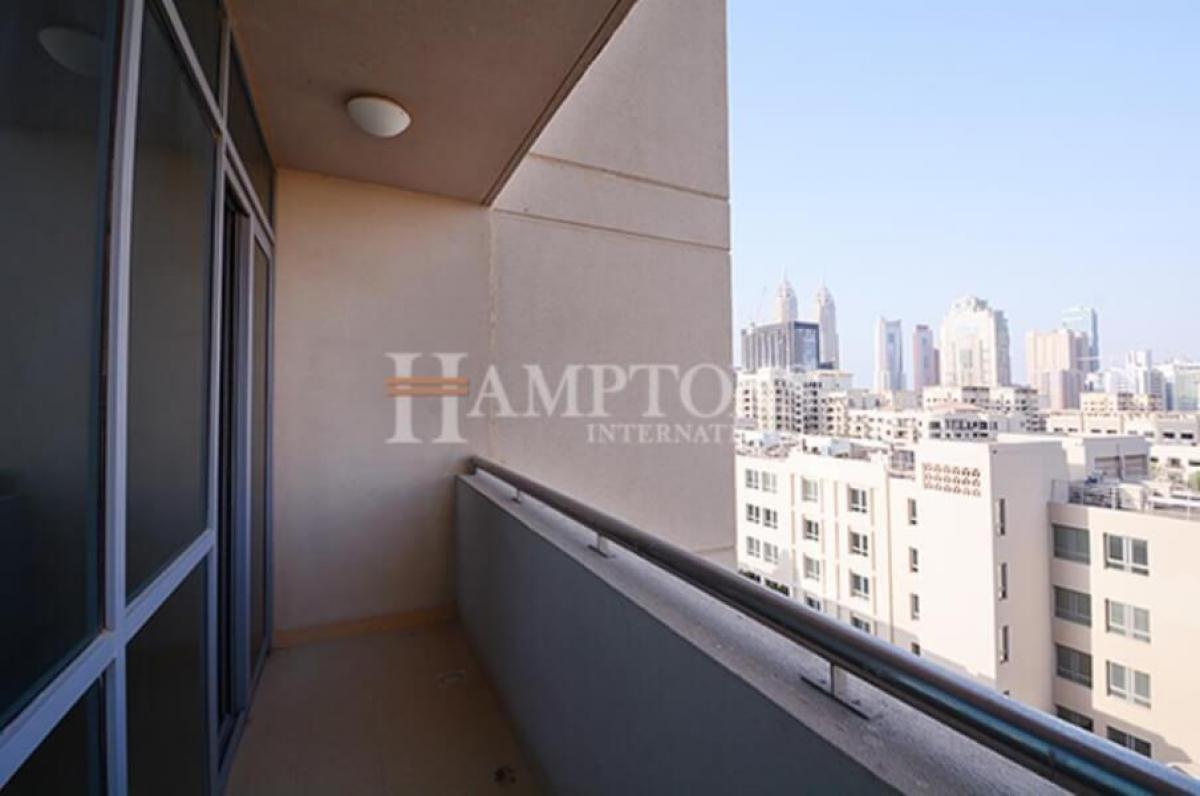 Picture of Apartment For Rent in The Views, Dubai, United Arab Emirates