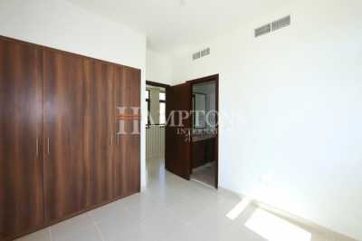 Home For Rent in Reem, United Arab Emirates