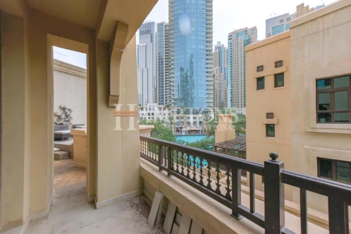 Picture of Apartment For Rent in Old Town, Dubai, United Arab Emirates
