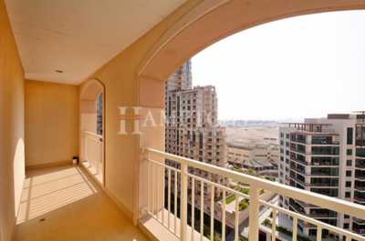 Apartment For Sale in The Views, United Arab Emirates