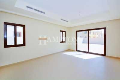 Villa For Sale in Arabian Ranches, United Arab Emirates