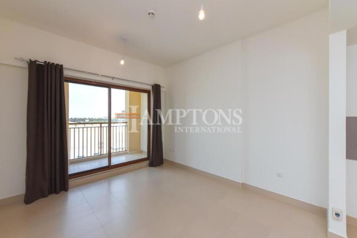 Picture of Apartment For Rent in Town Square, Dubai, United Arab Emirates