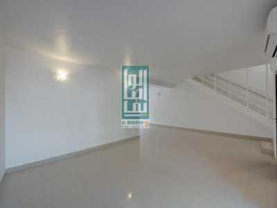 Villa For Rent in Al Badaa, United Arab Emirates