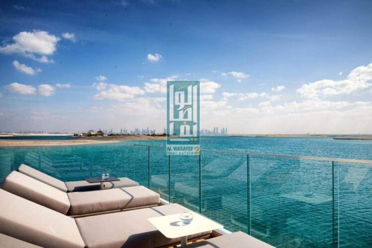 Picture of Villa For Sale in The World Islands, Dubai, United Arab Emirates