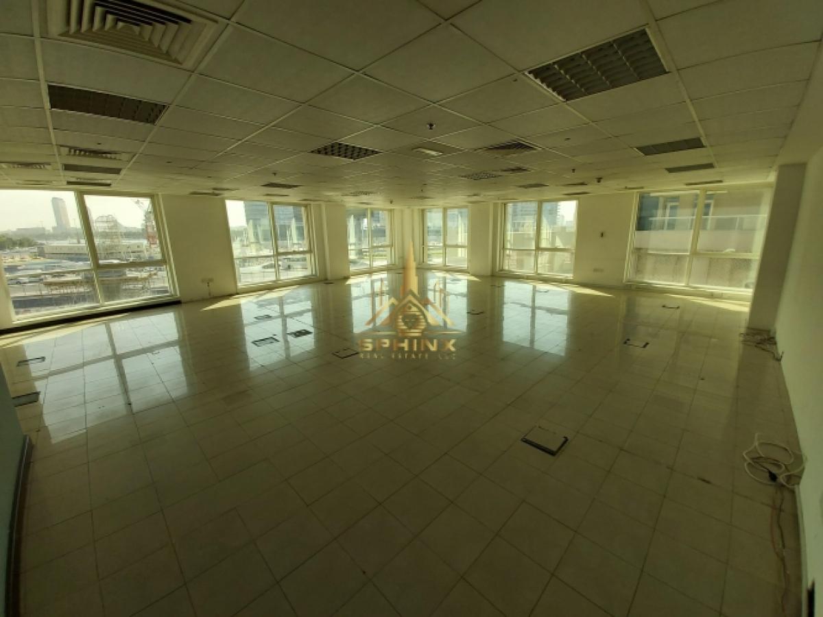 Picture of Office For Rent in Deira, Dubai, United Arab Emirates