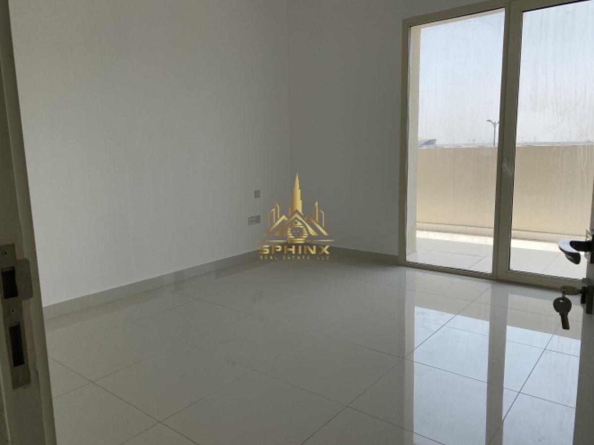 Picture of Apartment For Rent in Bur Dubai, Dubai, United Arab Emirates