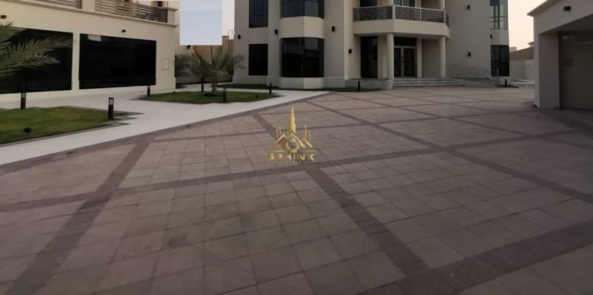 Picture of Villa For Sale in Al Barsha, Dubai, United Arab Emirates