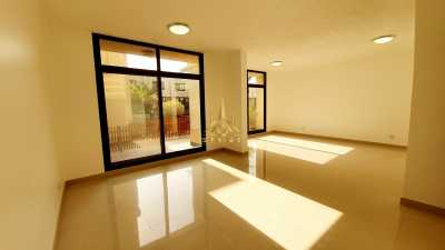 Villa For Rent in Al Safa, United Arab Emirates