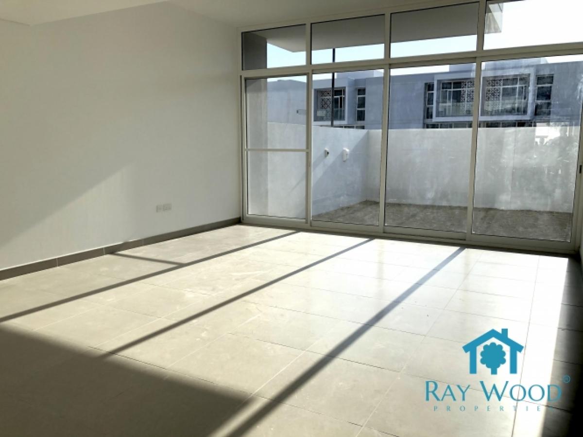 Picture of Villa For Sale in Mudon, Dubai, United Arab Emirates