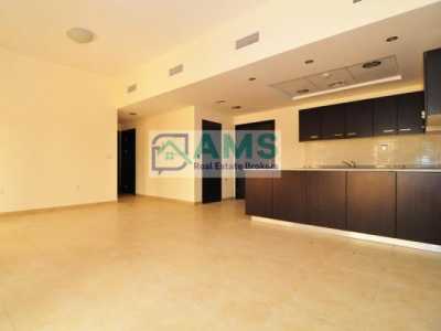 Apartment For Sale in Remraam, United Arab Emirates